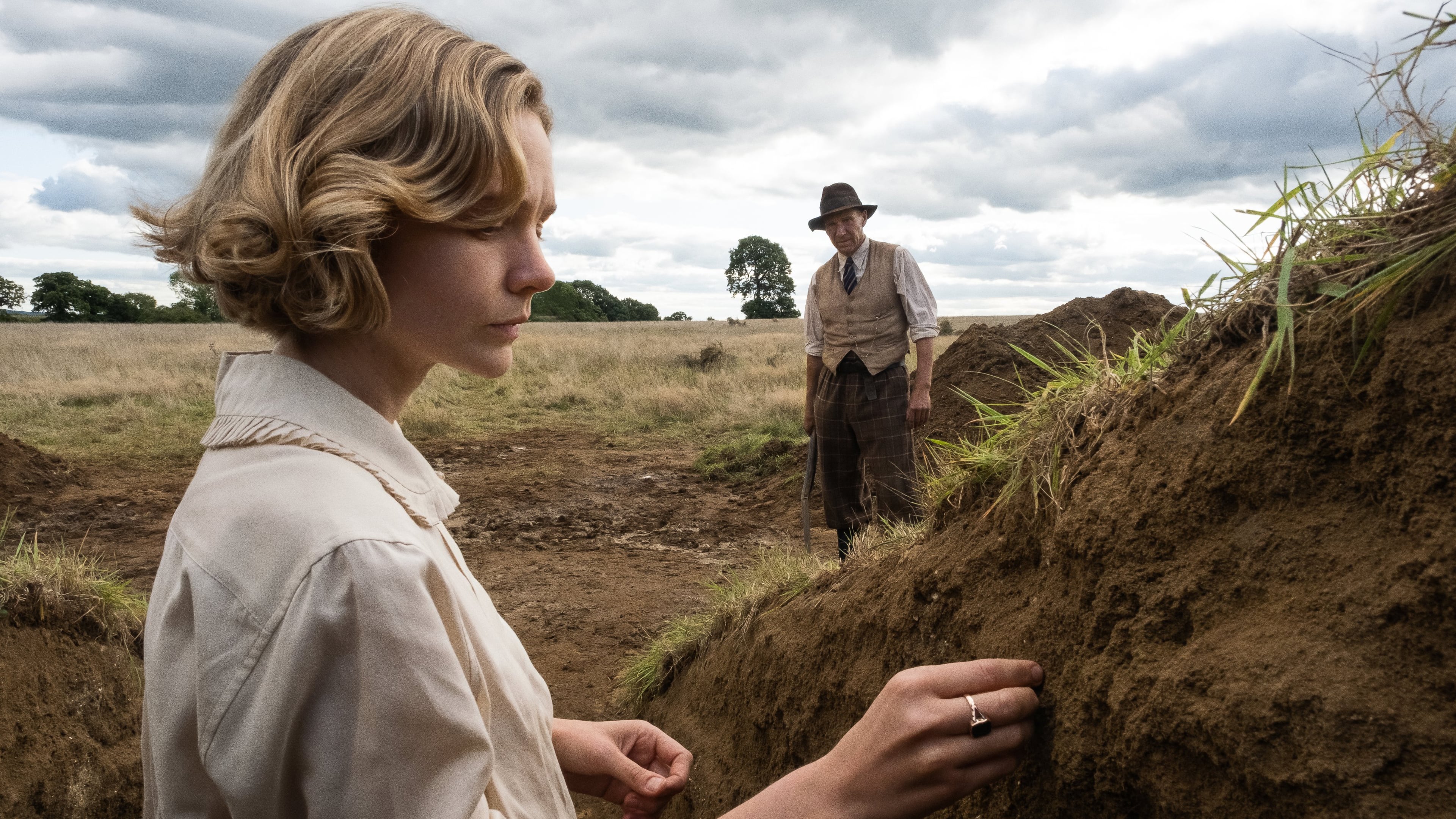 The Dig : un premier trailer pour le drame Netflix avec Carey Mulligan et Ralph Fiennes
