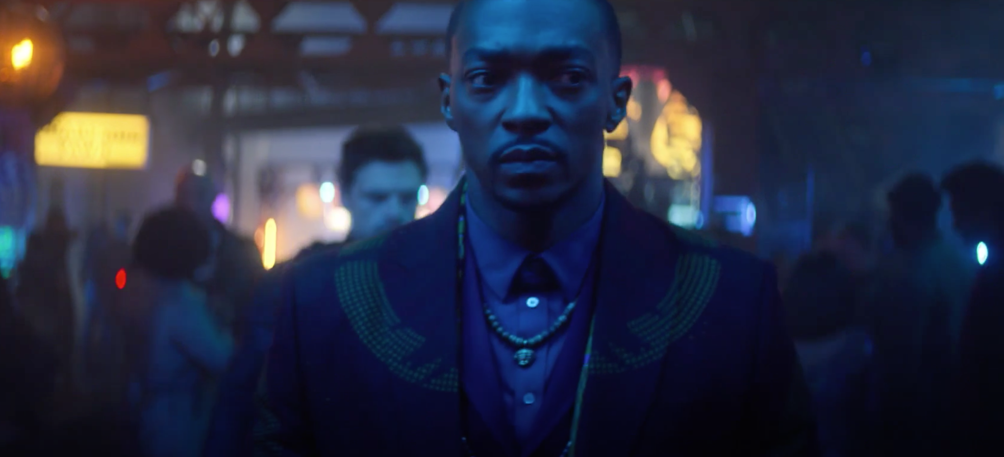 Le Faucon et le Soldat de l'Hiver : un trailer explosif pour la série Marvel