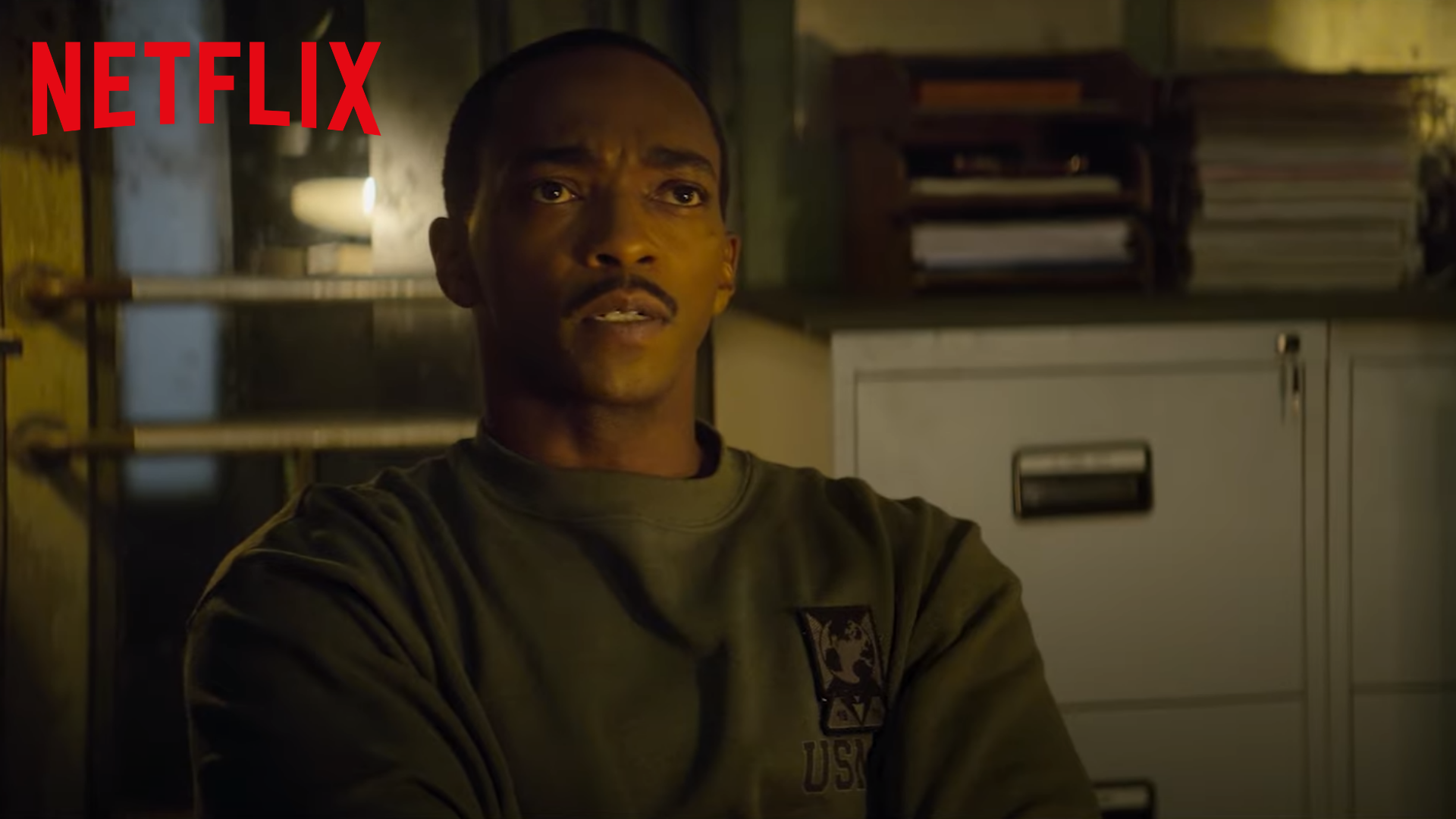 Zone hostile sur Netflix : Anthony Mackie dans une bande-annonce musclée