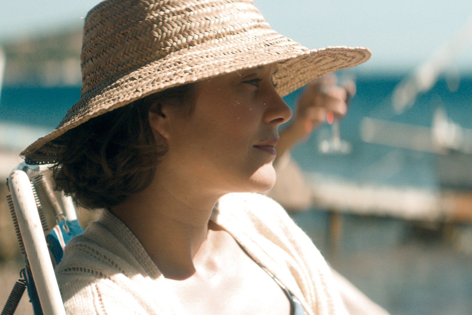 Mal de pierres : pourquoi Marion Cotillard « espérait » pouvoir refuser le film ?