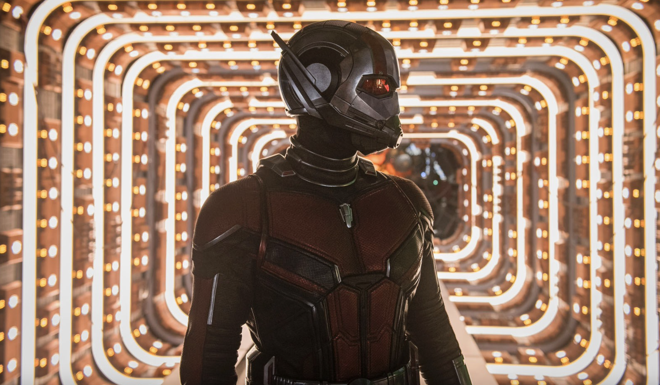 Ant-Man et la Guêpe : l'antagoniste le Fantôme est différent dans les comics