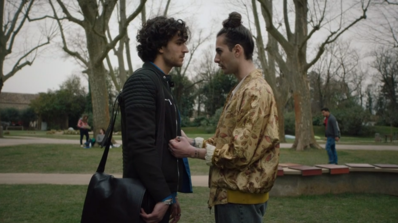 Ici tout commence [SPOILERS] : Greg va-t-il franchir le pas et explorer sa sexualité ?