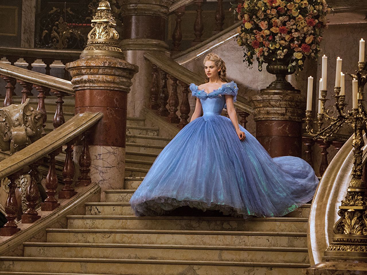 Cendrillon : comment a été conçue la robe de bal de la princesse Disney ?