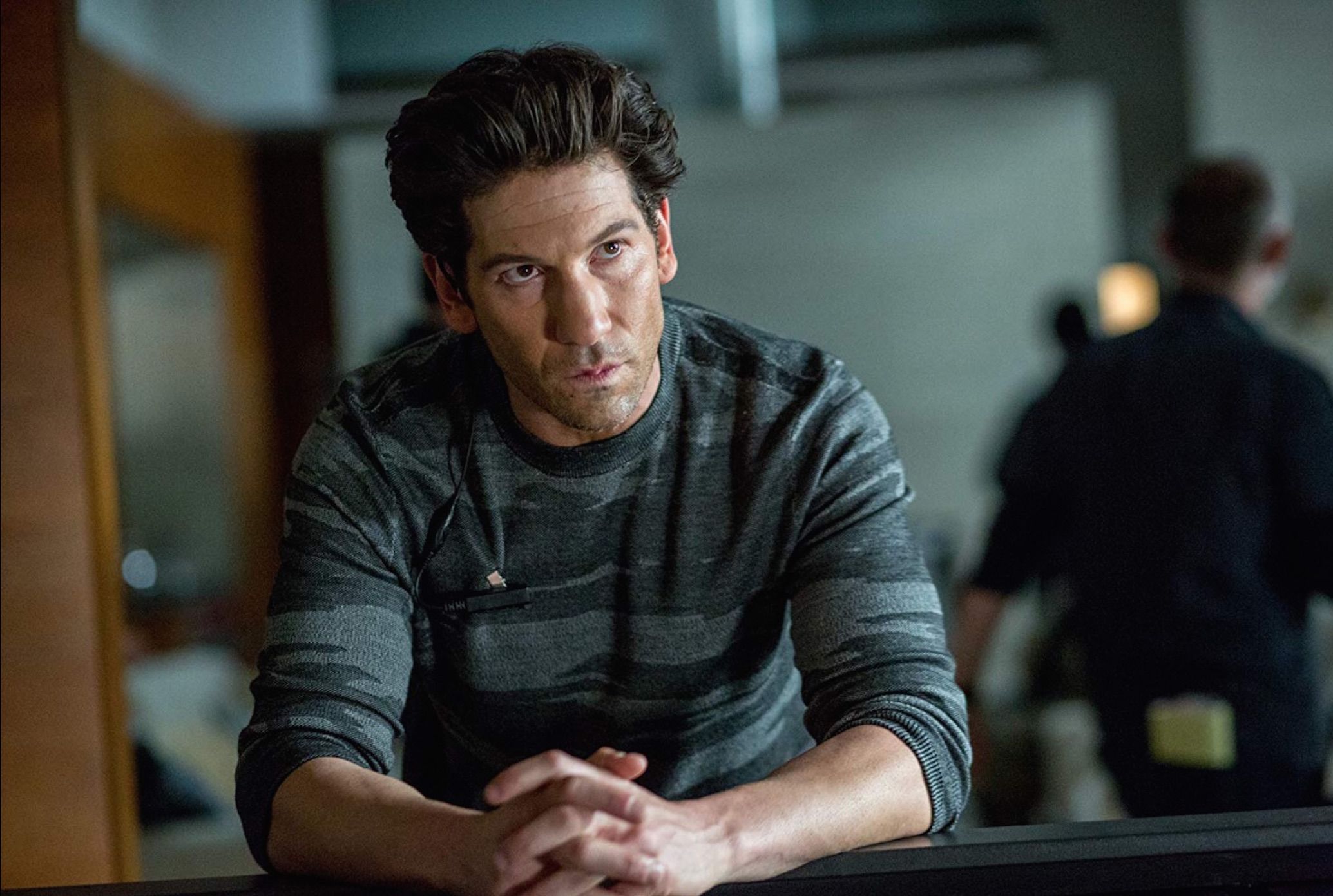 American Gigolo : première image pour la série avec Jon Bernthal
