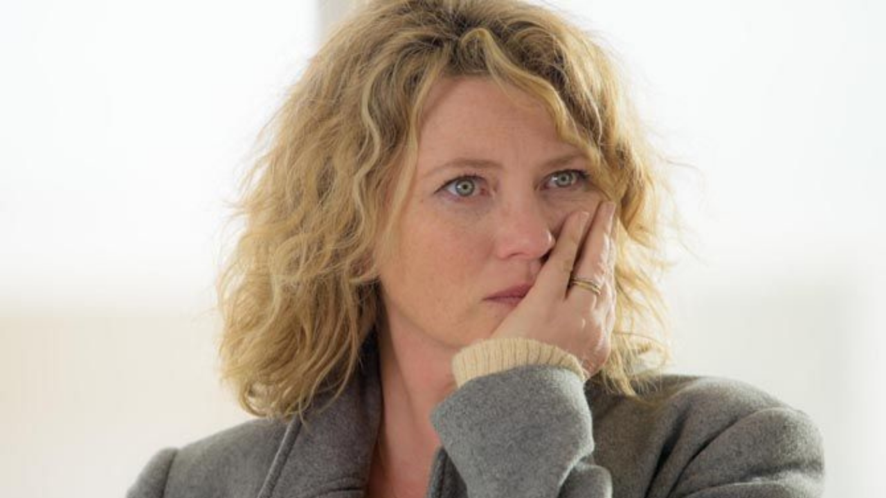 Examen de conscience sur France 2 : Cécile Bois bien loin de son rôle dans Candice Renoir