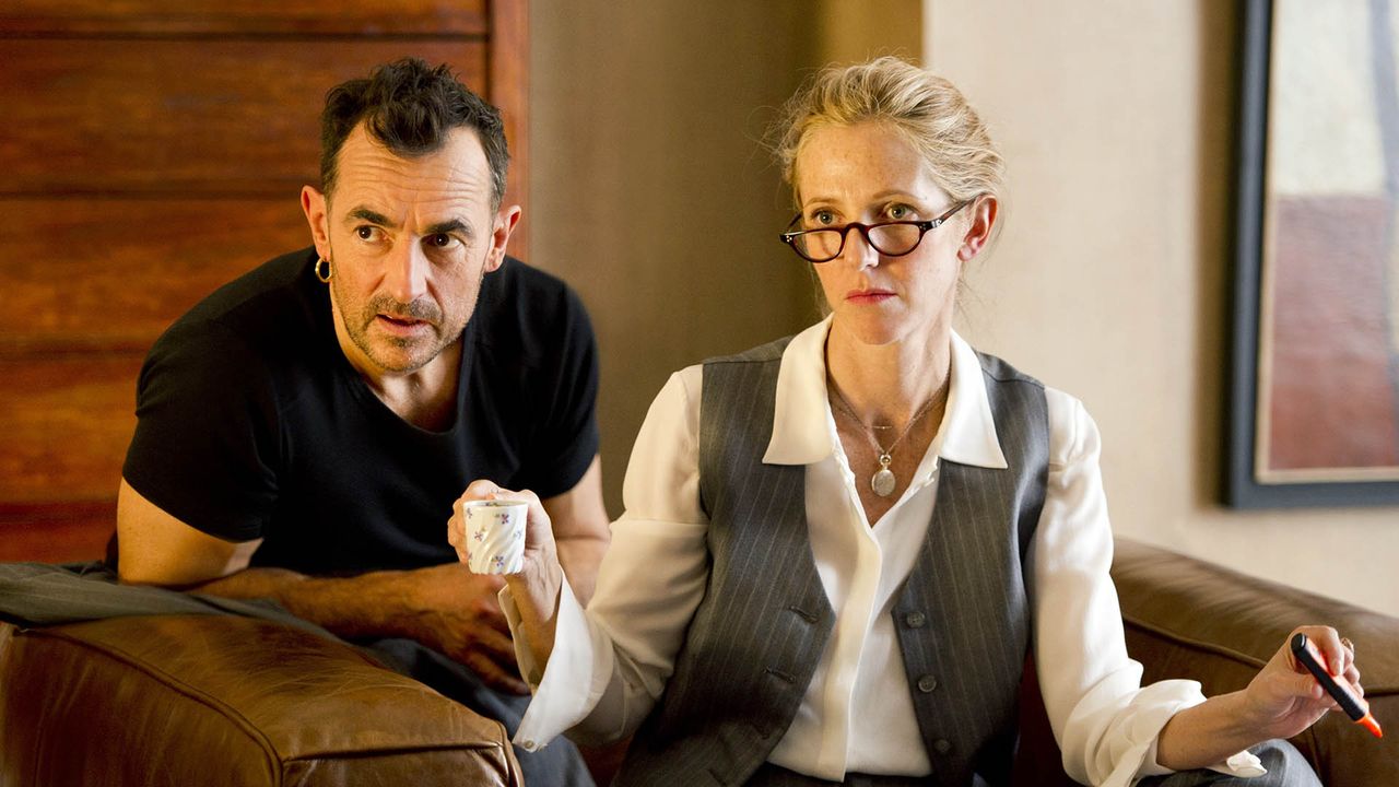9 Mois Ferme : le film aurait dû se faire en Angleterre avec Emma Thompson