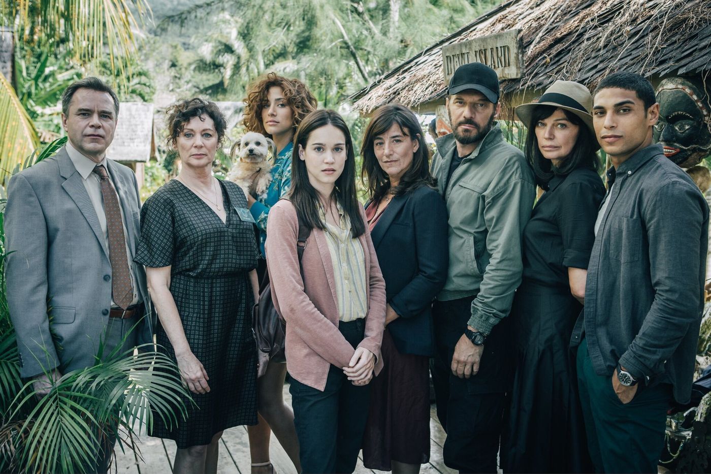 Ils étaient 10 sur M6 : le tournage de la série fut mouvementé
