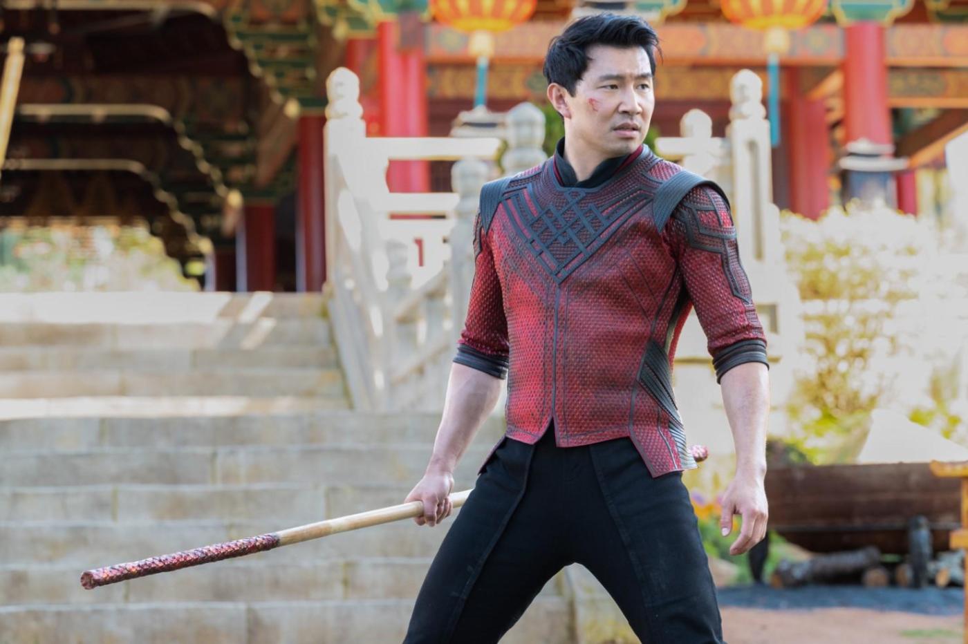 Shang-Chi : Simu Liu partage les coulisses de la scène du bus