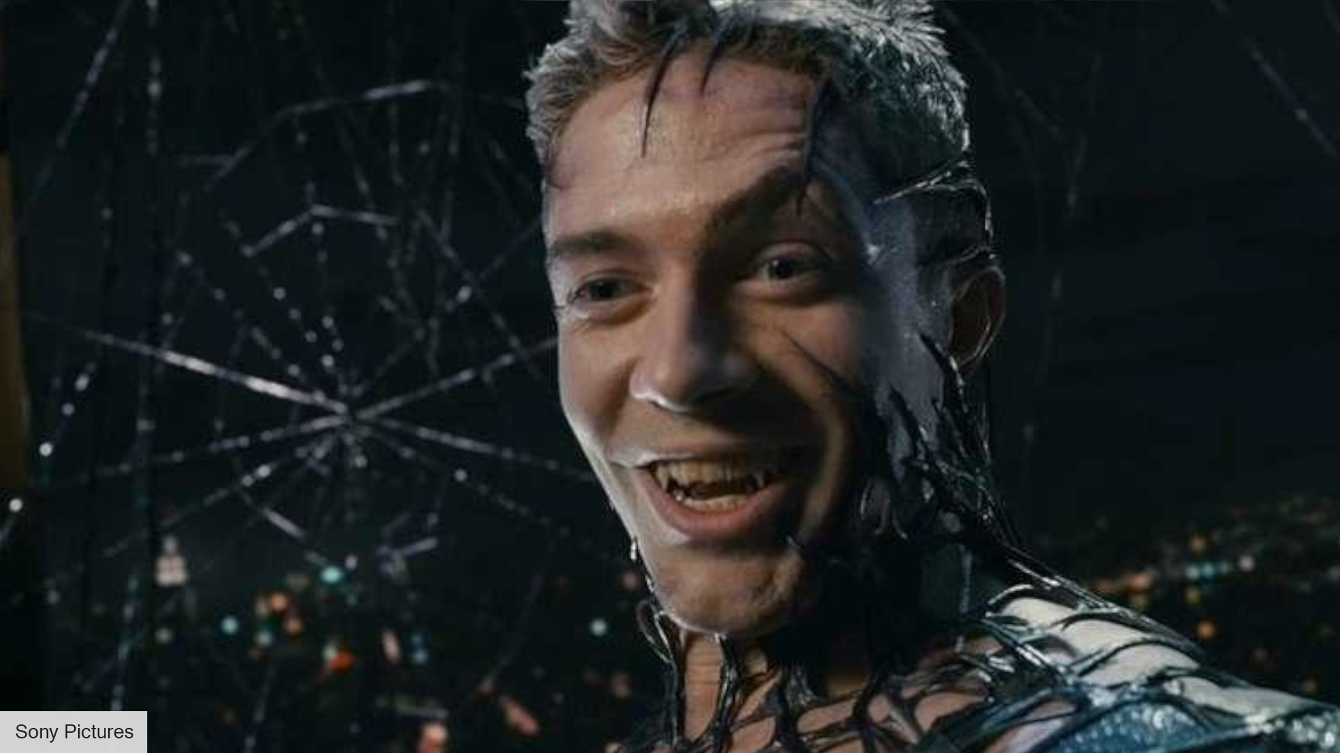 Spider-Man No Way Home : Topher Grace (Venom) dévoile avec humour s'il sera dans le film