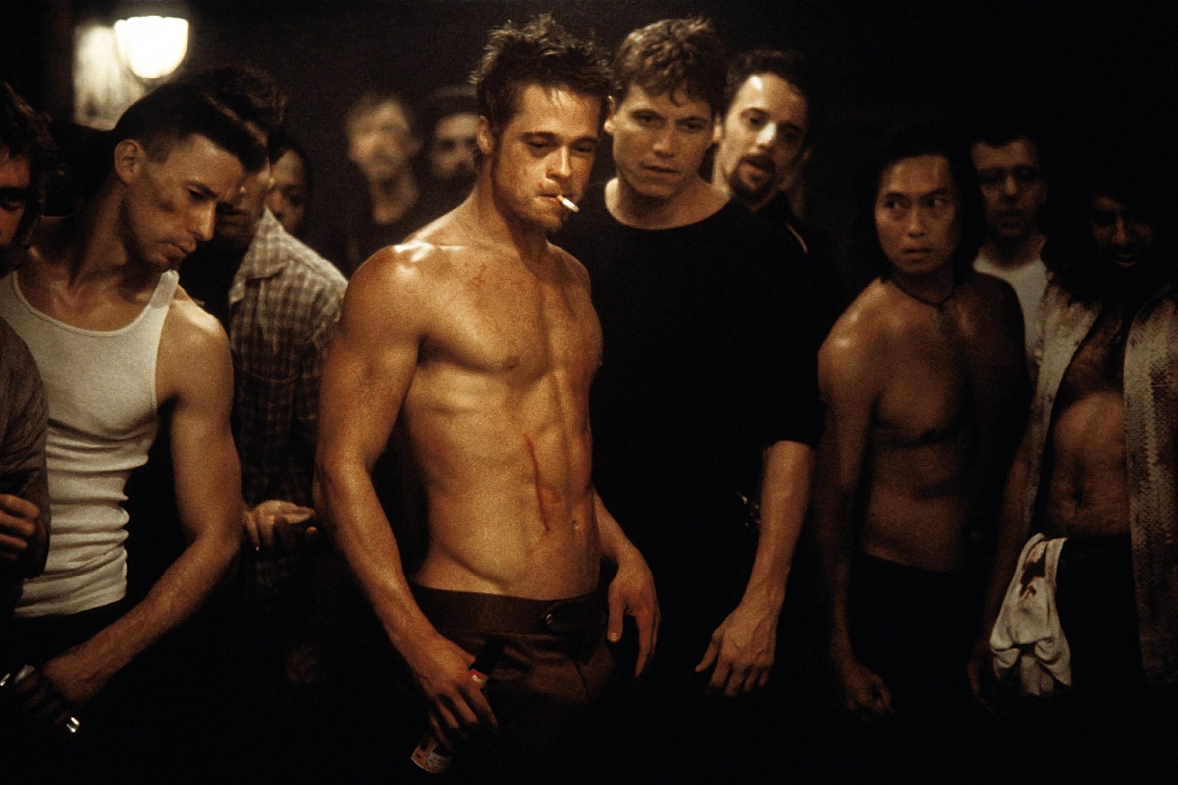 Fight Club sur Netflix : Brad Pitt s'est fait casser des dents pour le film  - CinéSérie