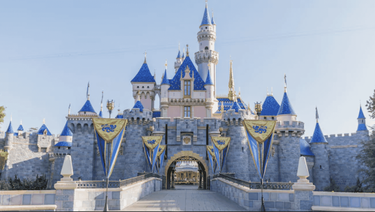 Un film sur la création du parc Disneyland est en préparation