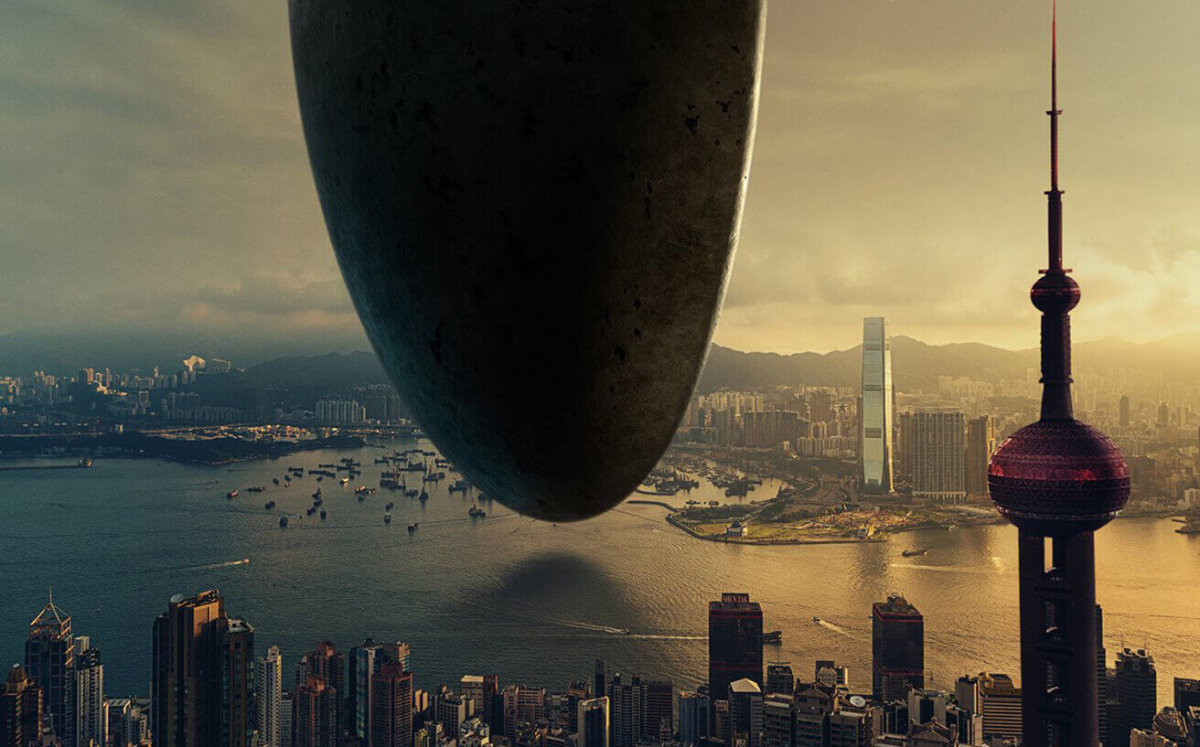 Premier Contact sur C8 : quand une affiche du film faisait scandale