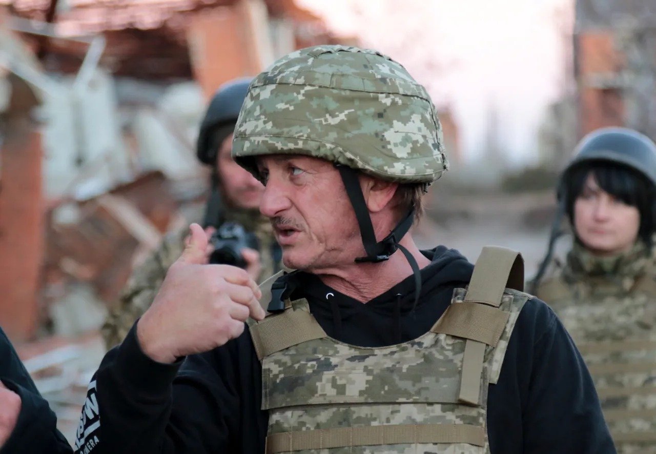 Sean Penn : la star s'est rendue en Ukraine pour réaliser un documentaire sur l'invasion russe