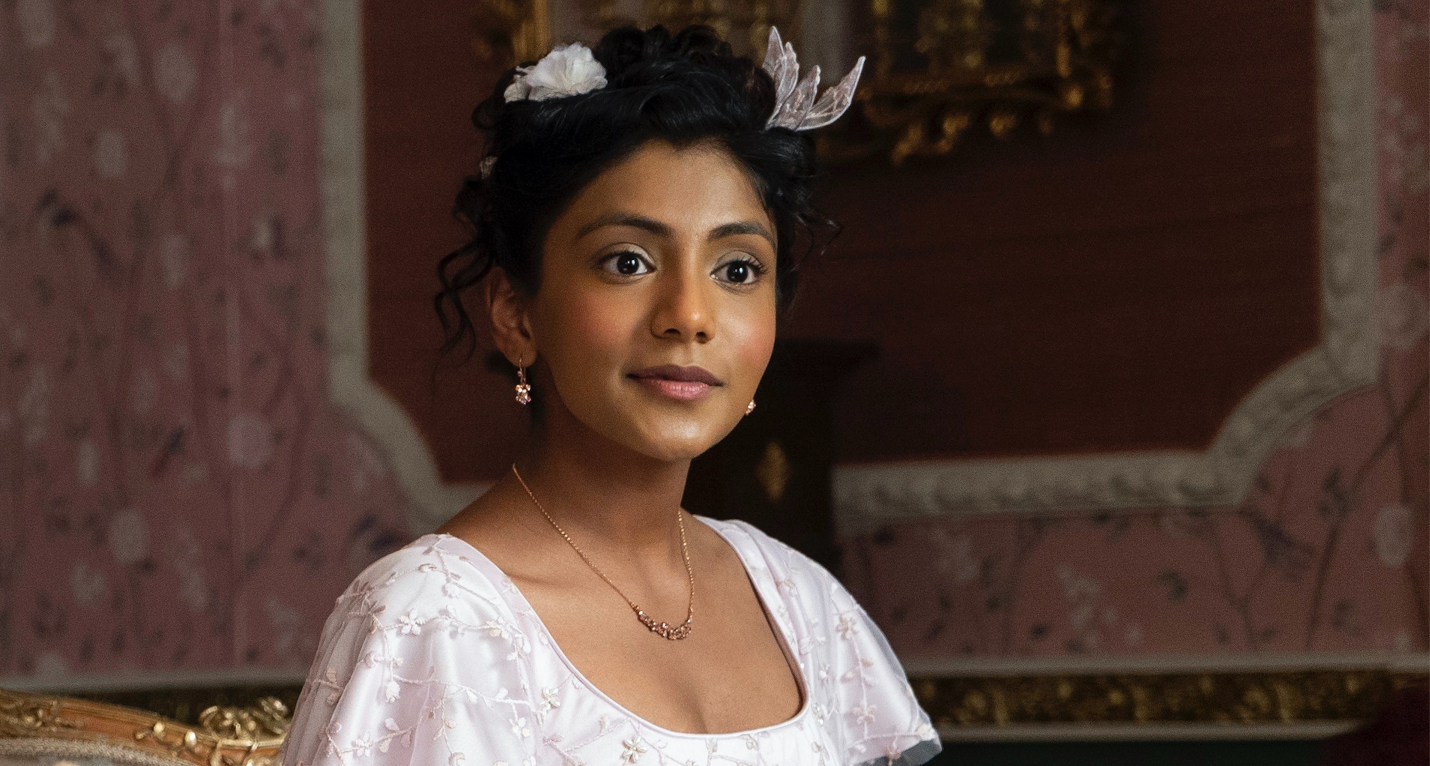 La Chronique des Bridgerton saison 2 : Charithra Chandran (Edwina) répond aux violentes critiques des internautes