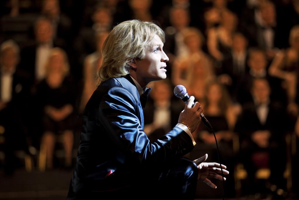 Cloclo : Jérémie Renier chante-t-il vraiment dans le film ?