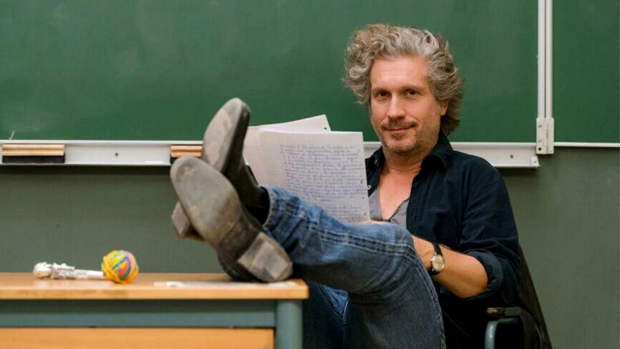 La Faute à Rousseau sur France 2 : de qui s'inspire Charlie Dupont pour jouer ce prof de philo déjanté ?