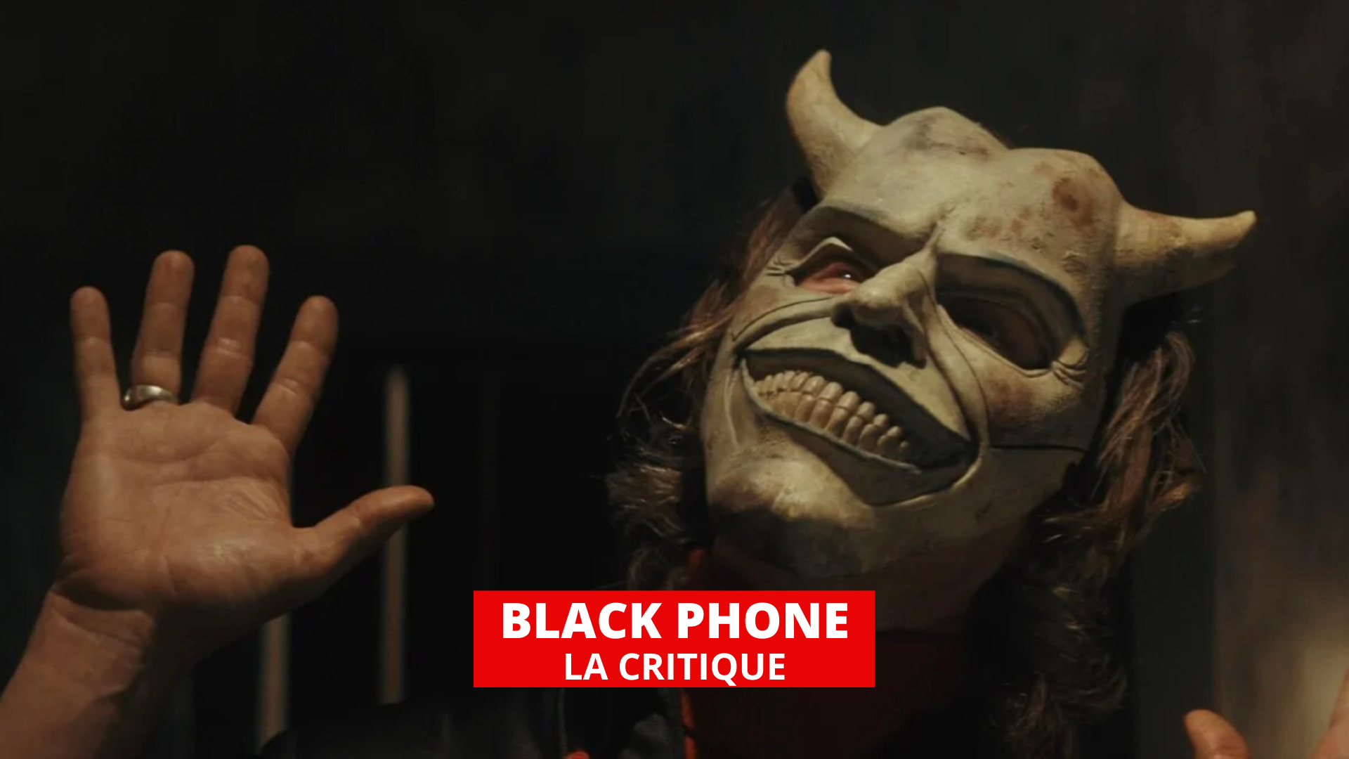 Black Phone : Ethan Hawke terrifiant dans un thriller morbide et désenchanté