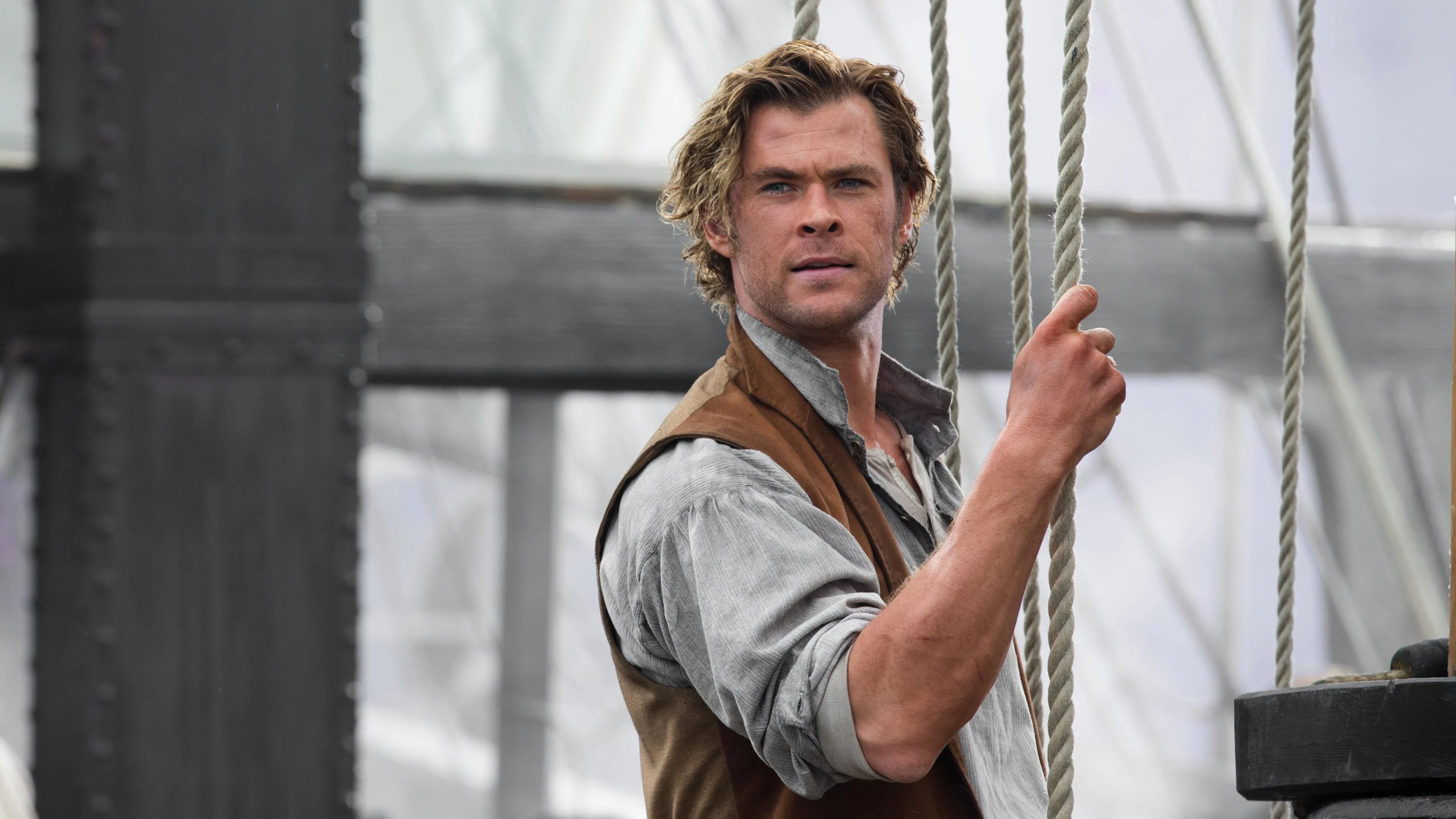 Au cœur de l’océan : Chris Hemsworth a perdu beaucoup de poids pour le film
