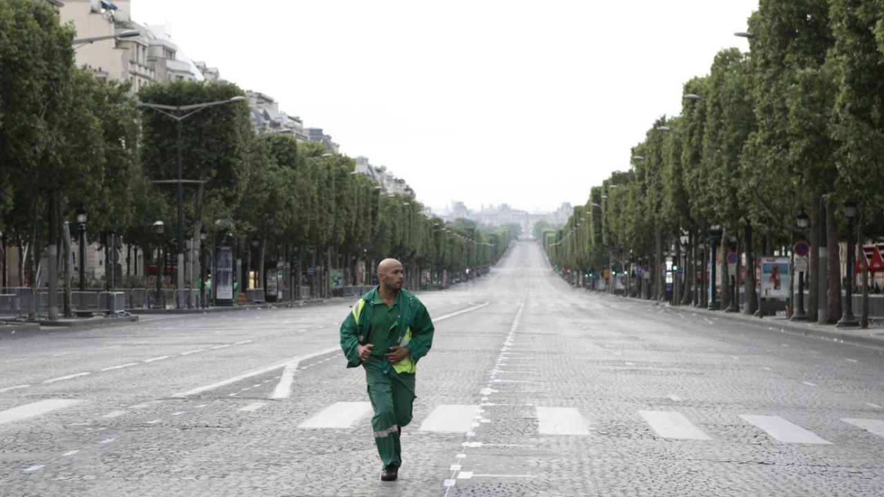 Image du jour : Paris complétement vide dans le film Seuls Two