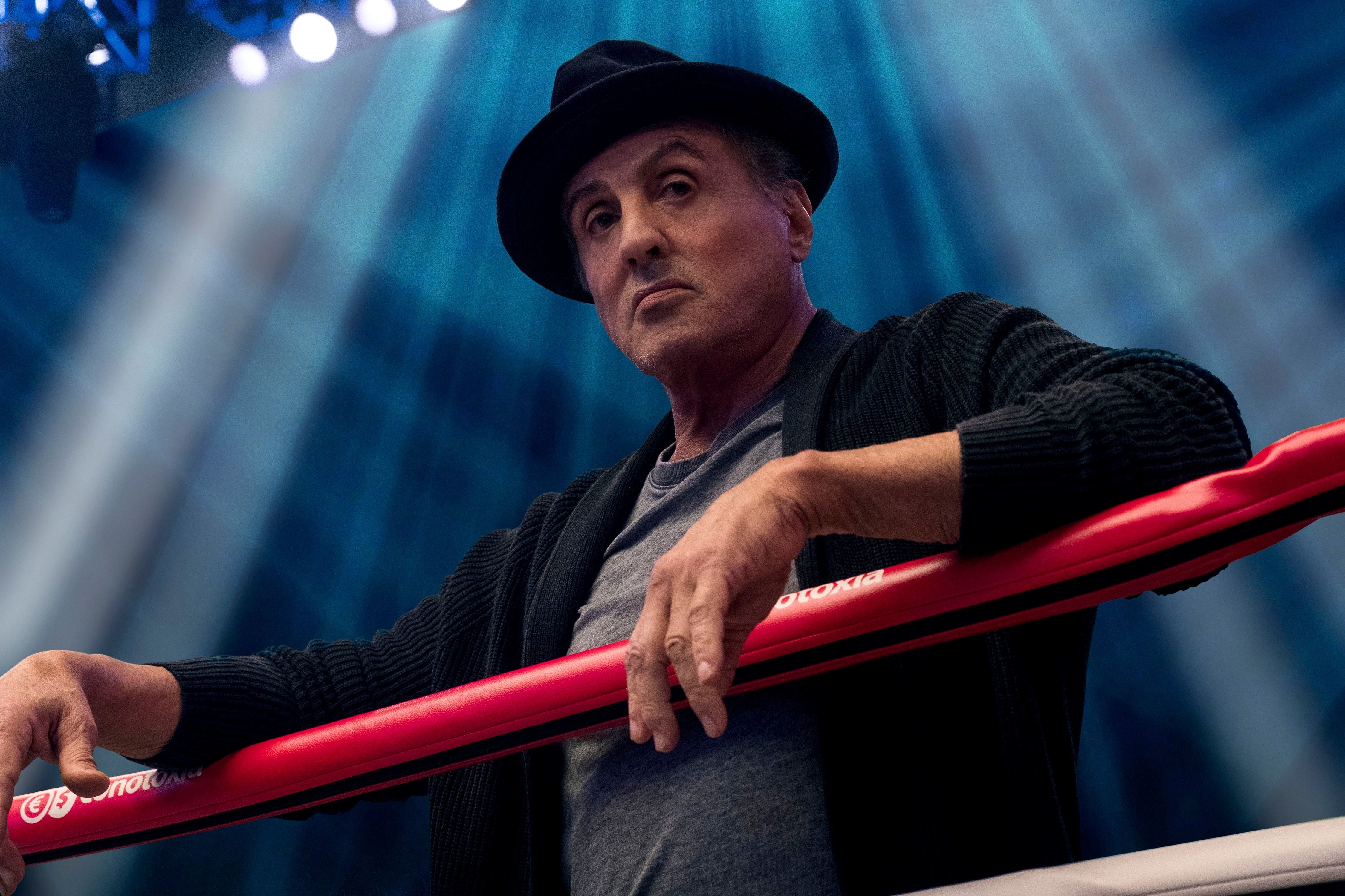 Rocky : Sylvester Stallone fustige le spin-off 