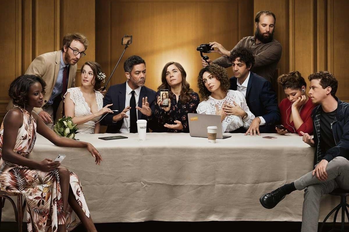 Selfie : découvrez le groupe WhatsApp totalement hilarant du film