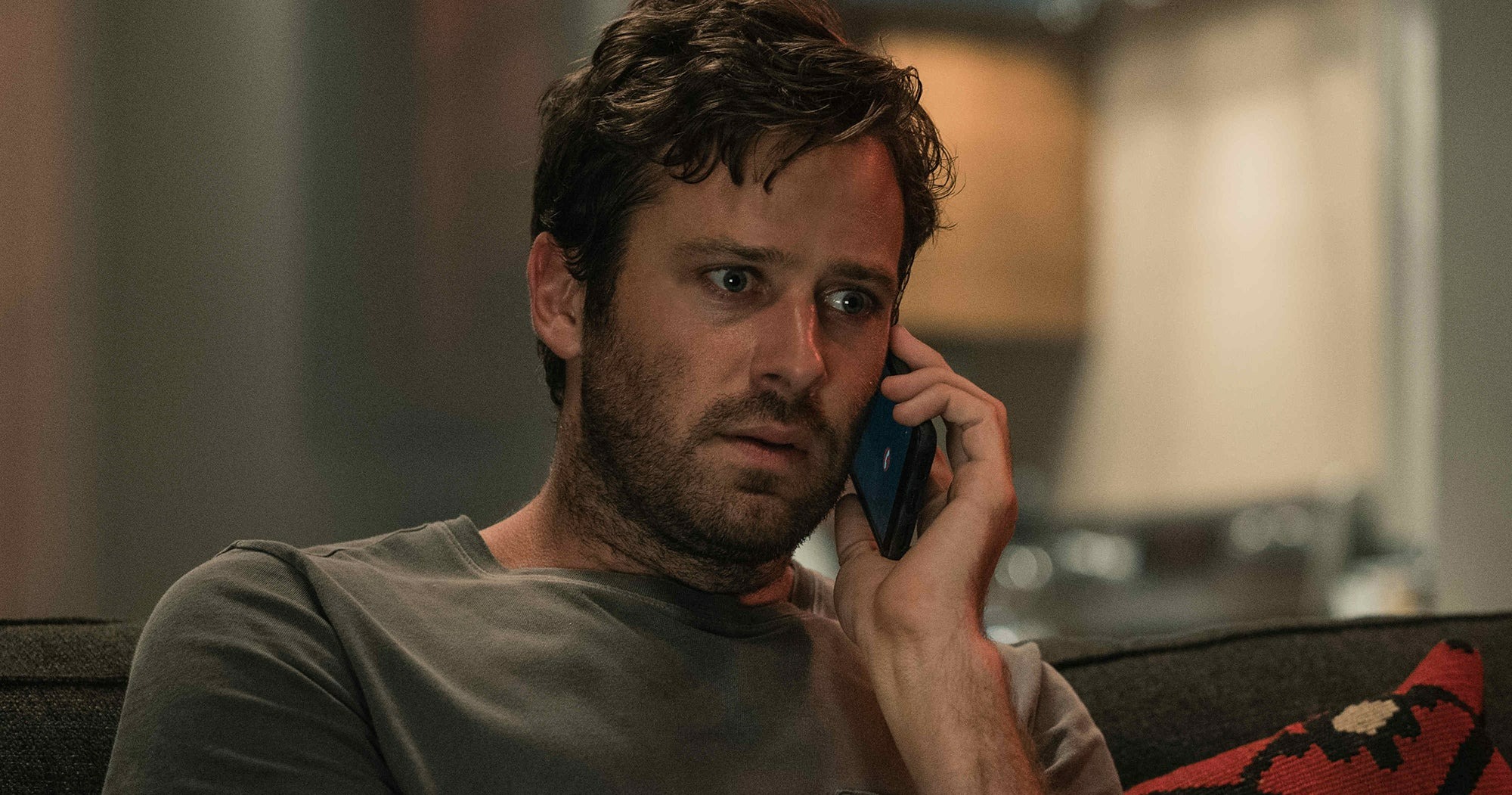 Armie Hammer : sa descente aux enfers dévoilée dans un documentaire choc