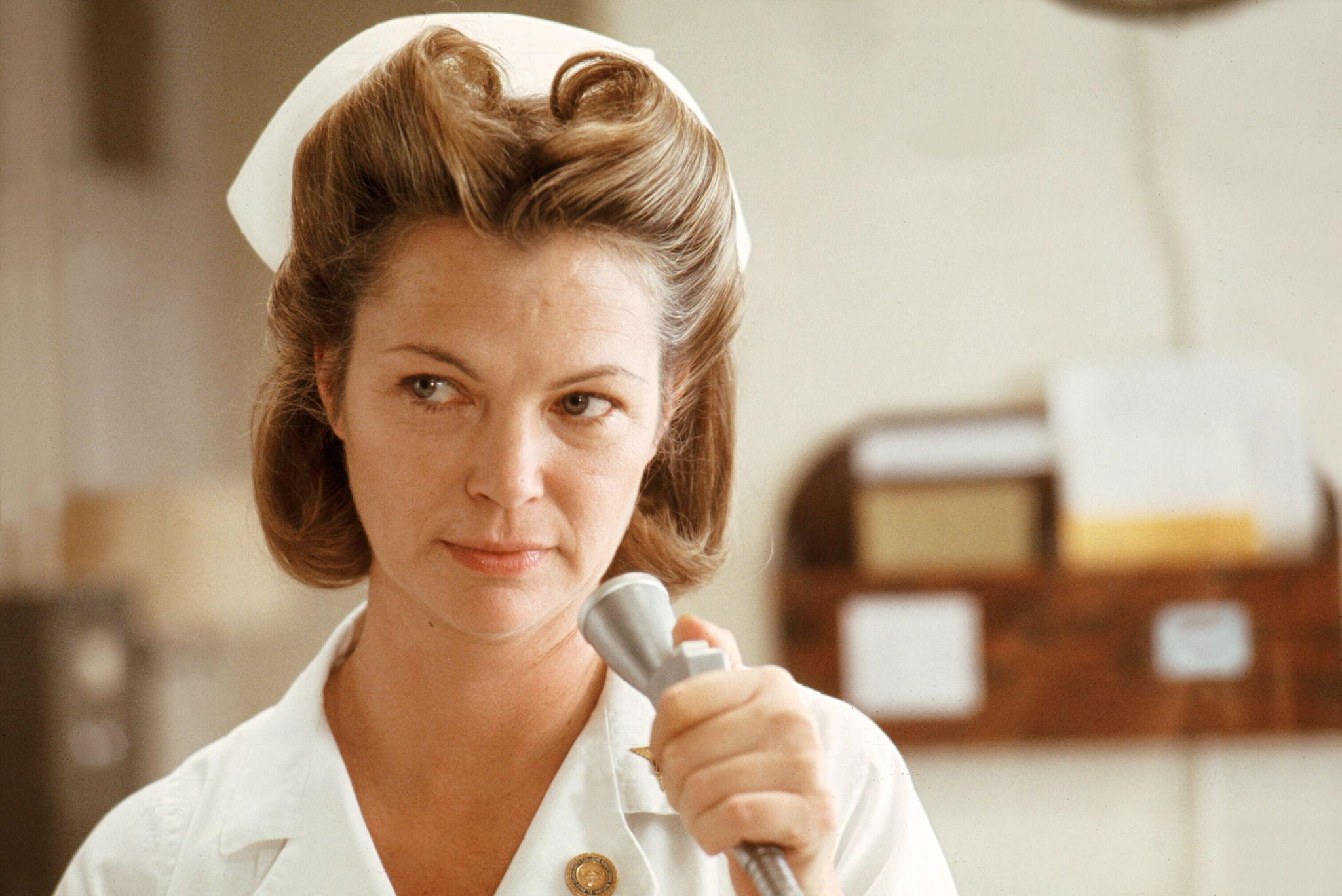 Vol au-dessus d'un nid de coucou : pourquoi le tournage a été très compliqué pour Louise Fletcher (Mildred Ratched) ?