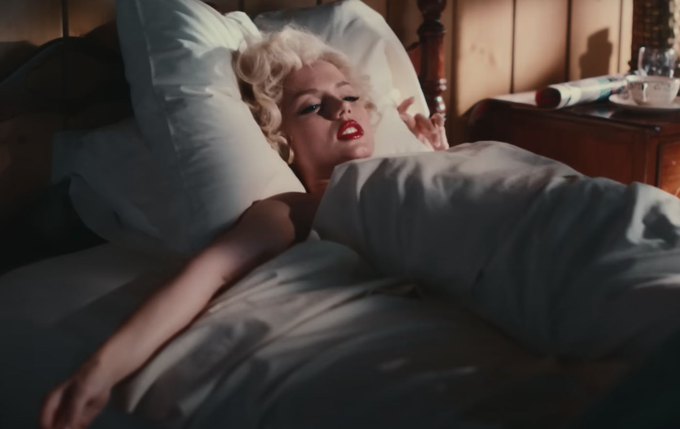 Blonde : le jour où Ana de Armas s'est rendue sur la tombe de Marilyn Monroe