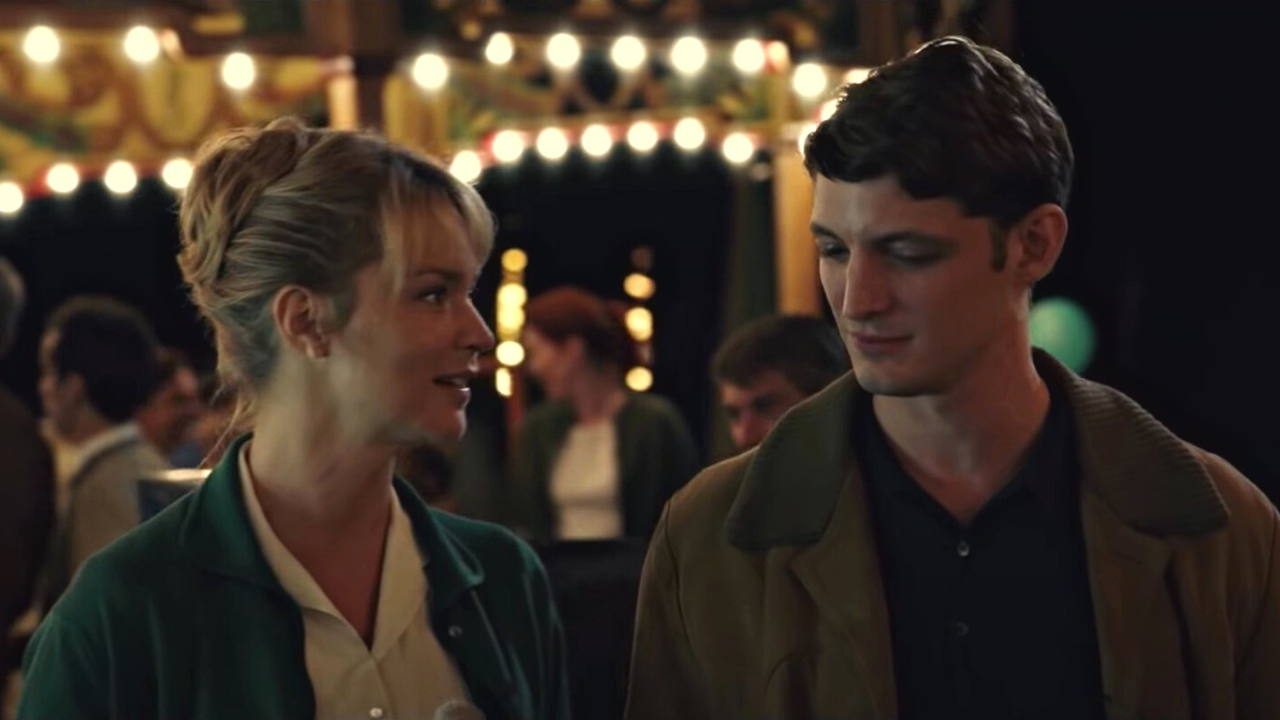 Un amour impossible : Virginie Efira et Niels Schneider ont vécu un étrange coup de foudre sur le film