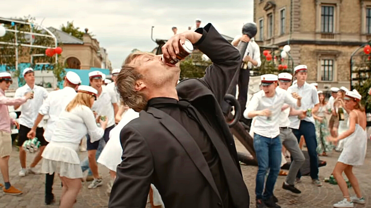 Drunk : la scène de danse a été difficile à tourner pour Mads Mikkelsen