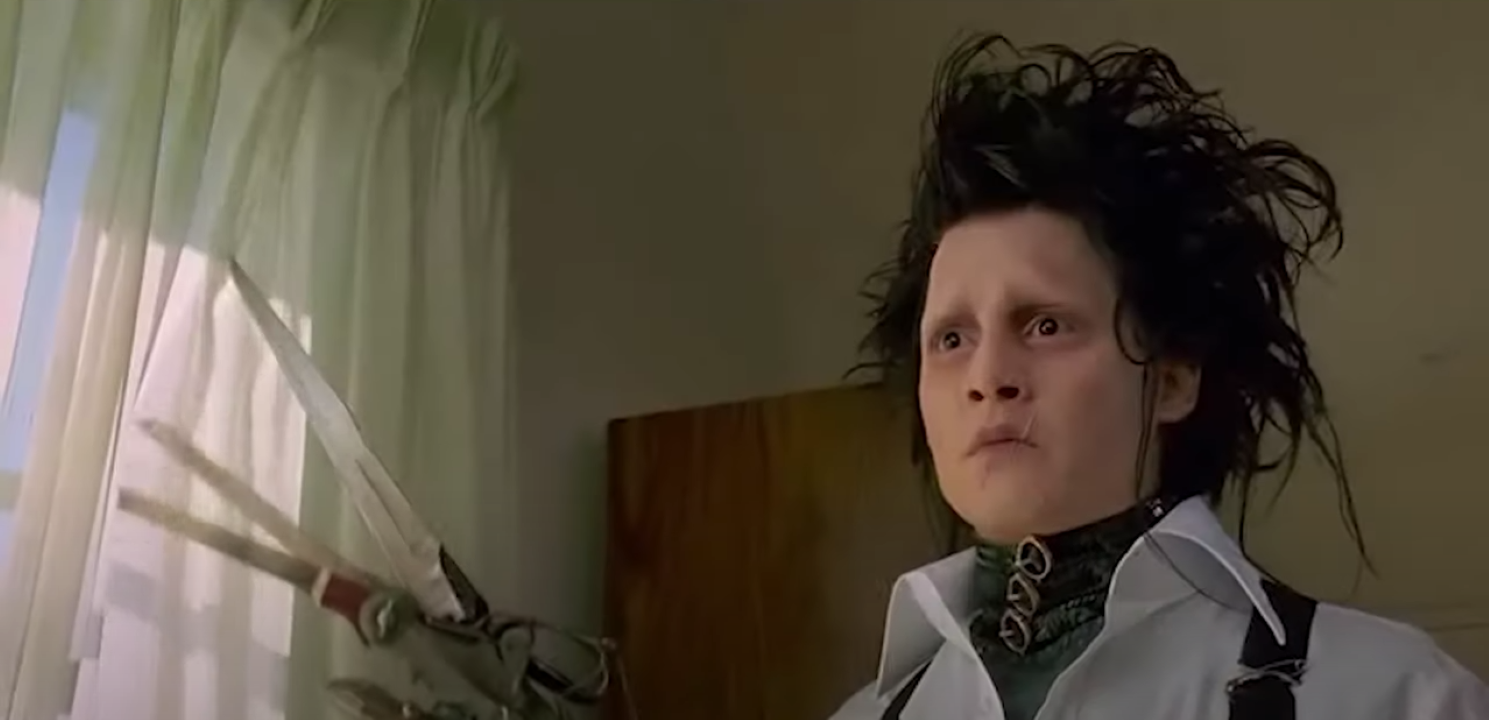Edward aux mains d’argent : la transformation drastique de Johnny Depp