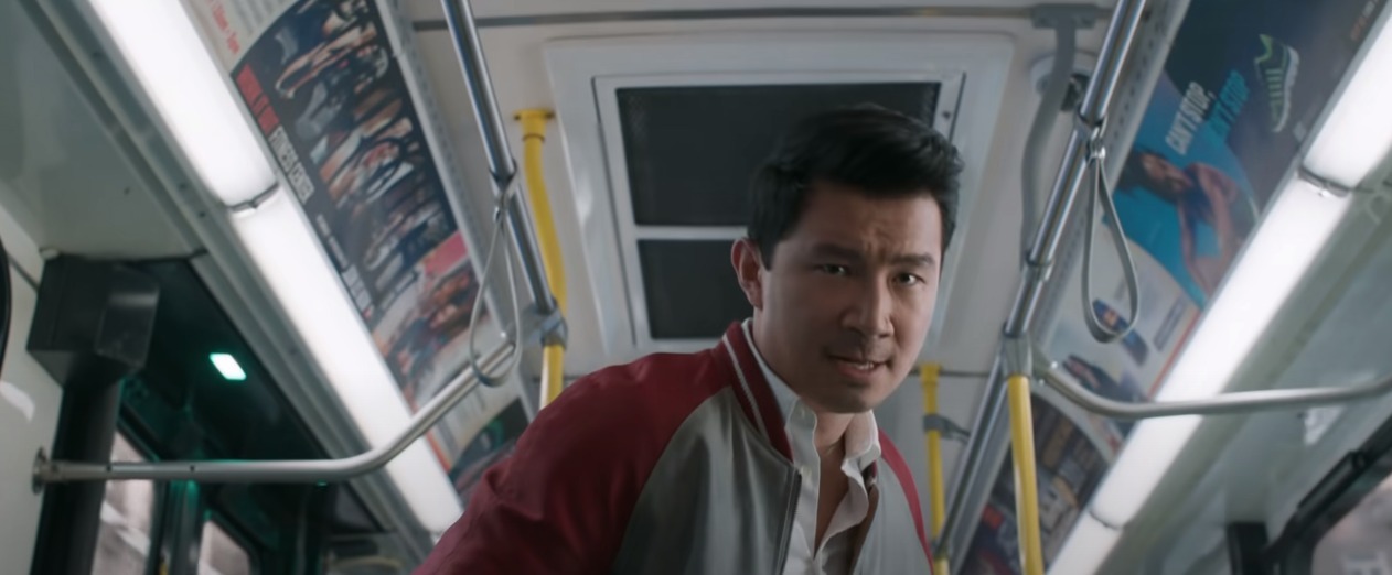 La star de « Shang-Chi », Simu Liu, dénonce la faible représentation des Asiatiques à Hollywood