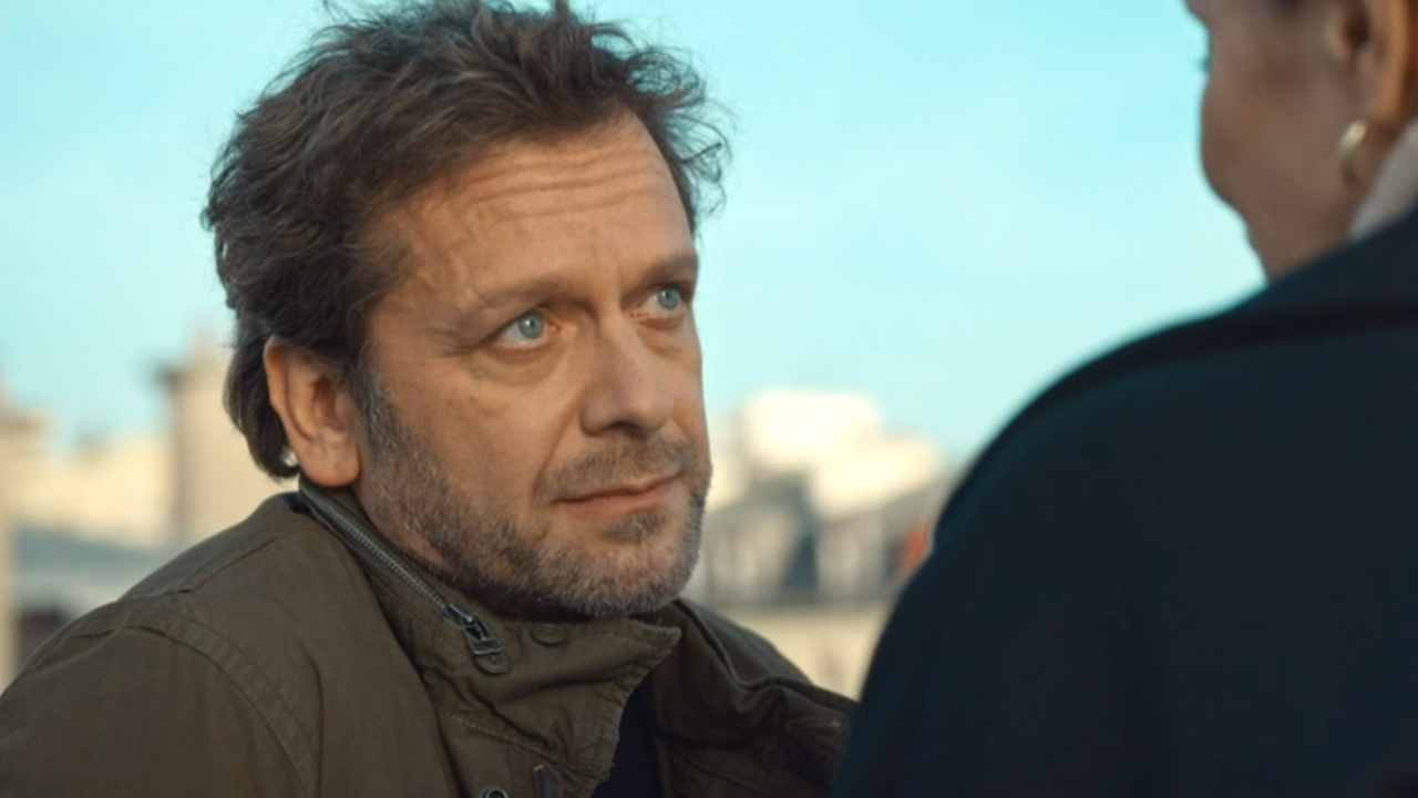 L'homme de nos vies sur M6 : c'est quoi cette nouvelle série avec Jonathan Zaccaï et Héléna Noguerra ?