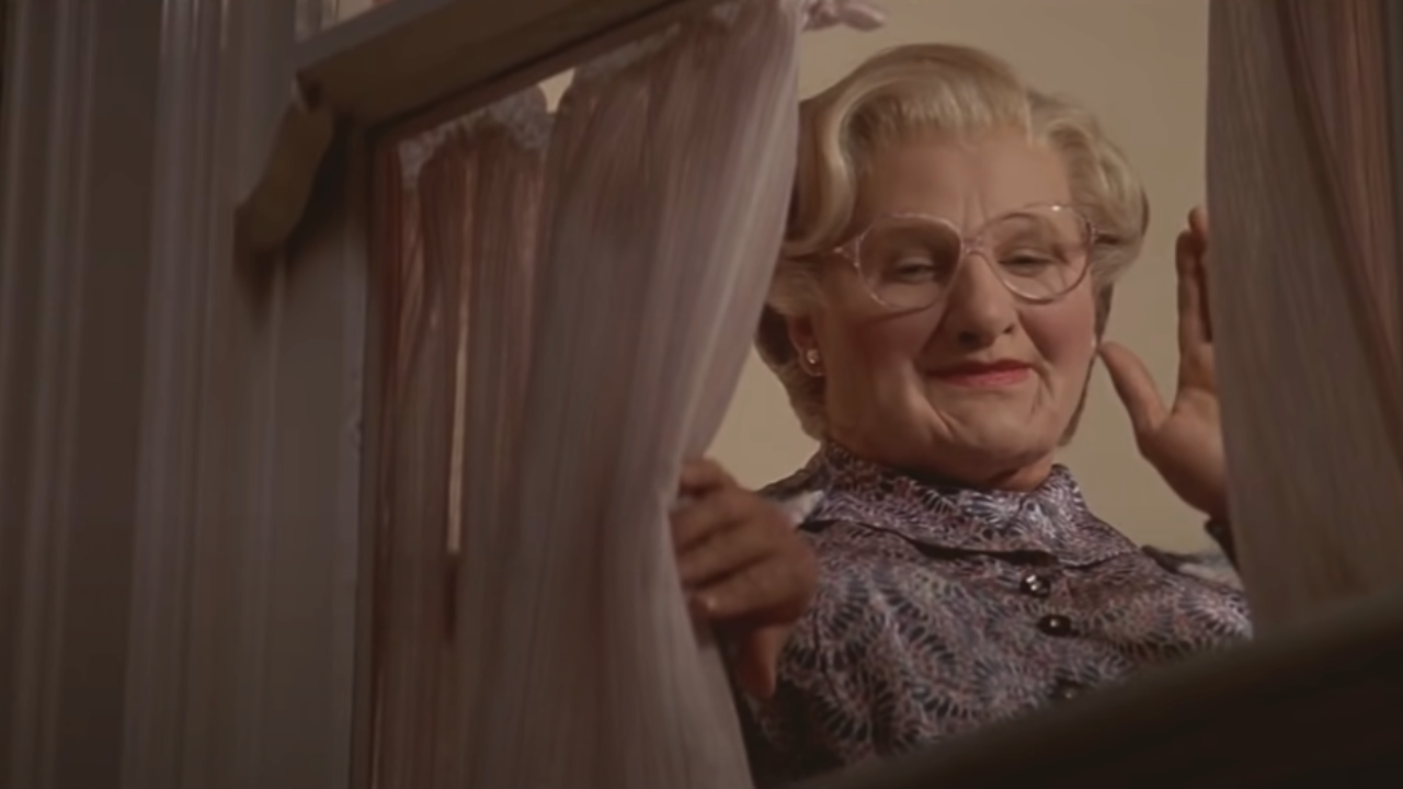 Madame Doubtfire : Robin Williams se promenait dans les rues habillé dans le costume de son personnage