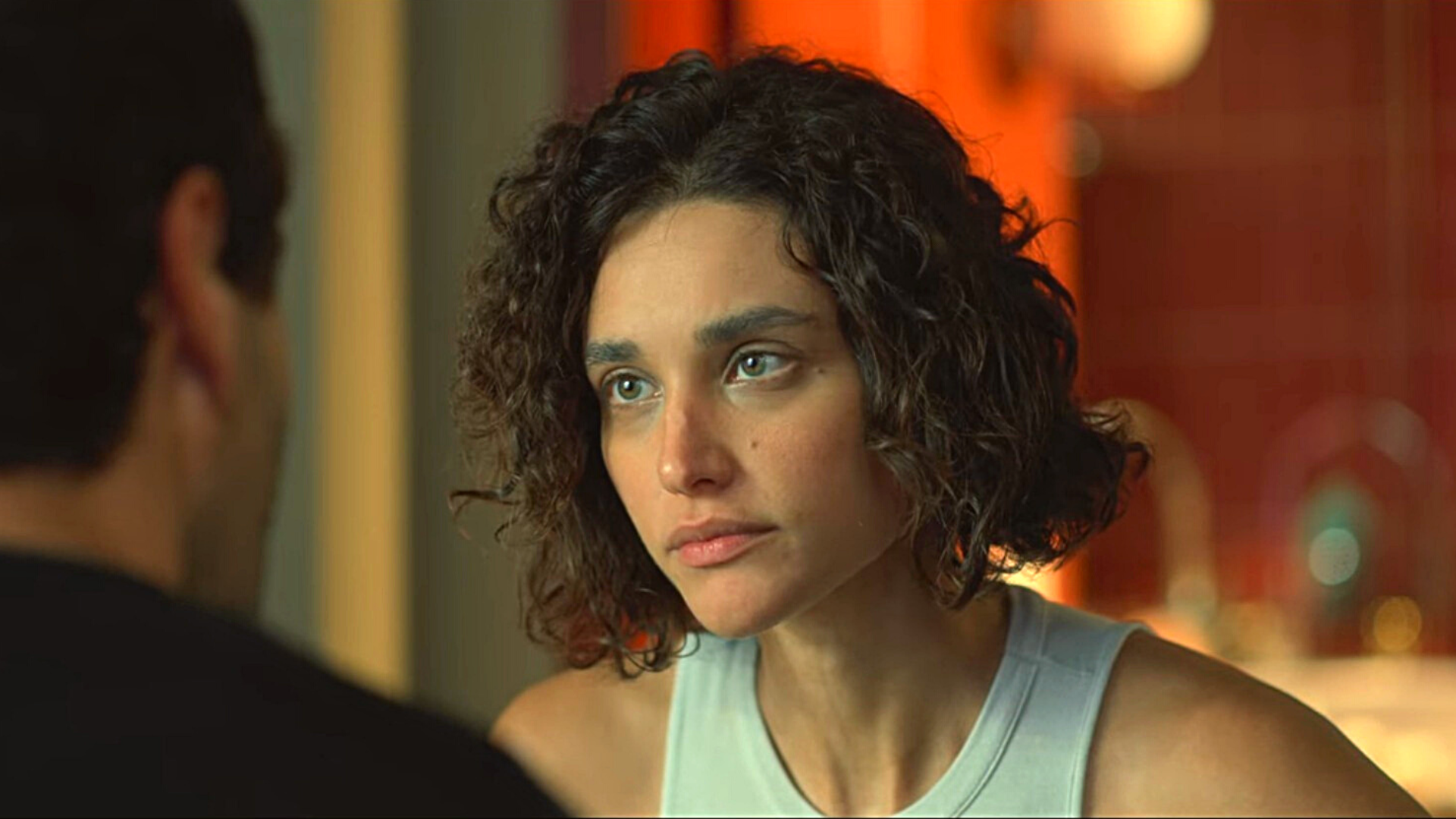 Un œil indiscret : vous avez déjà pu voir la star de la série torride Netflix dans un Marvel