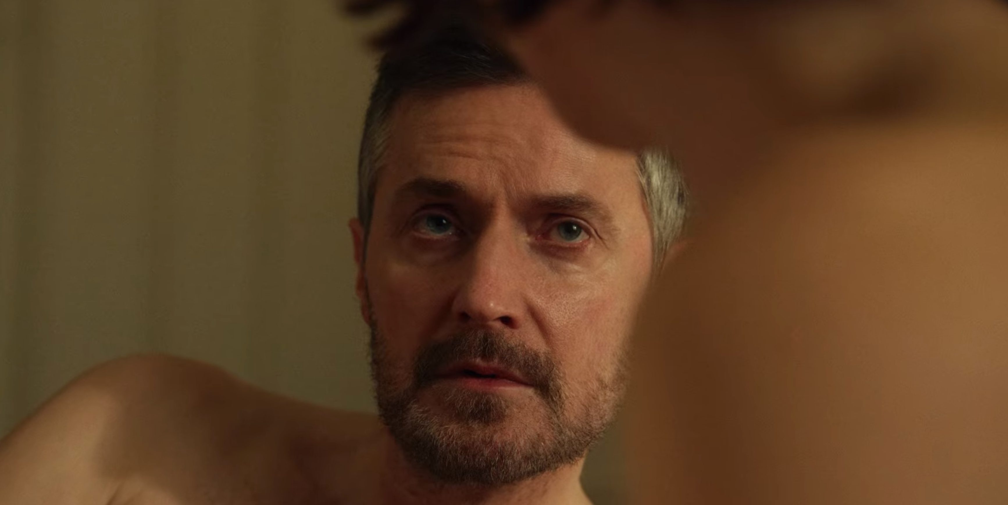 Obsession : Richard Armitage évoque son rapport à la sexualité et son coming out