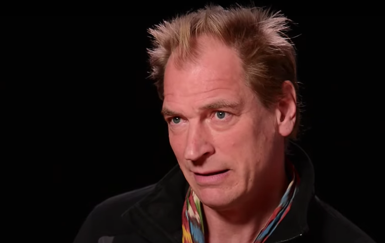Julian Sands : des restes humains découverts où l'acteur a été porté disparu