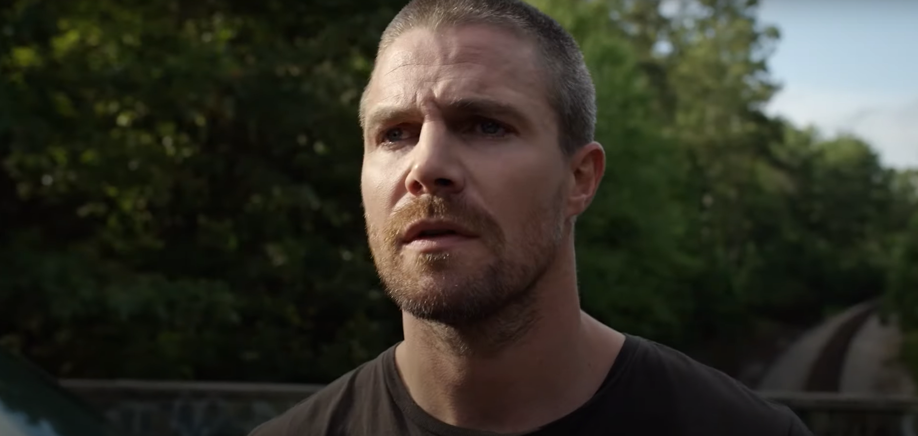 Stephen Amell, la star d'Arrow, se prononce contre la grève des acteurs et des actrices