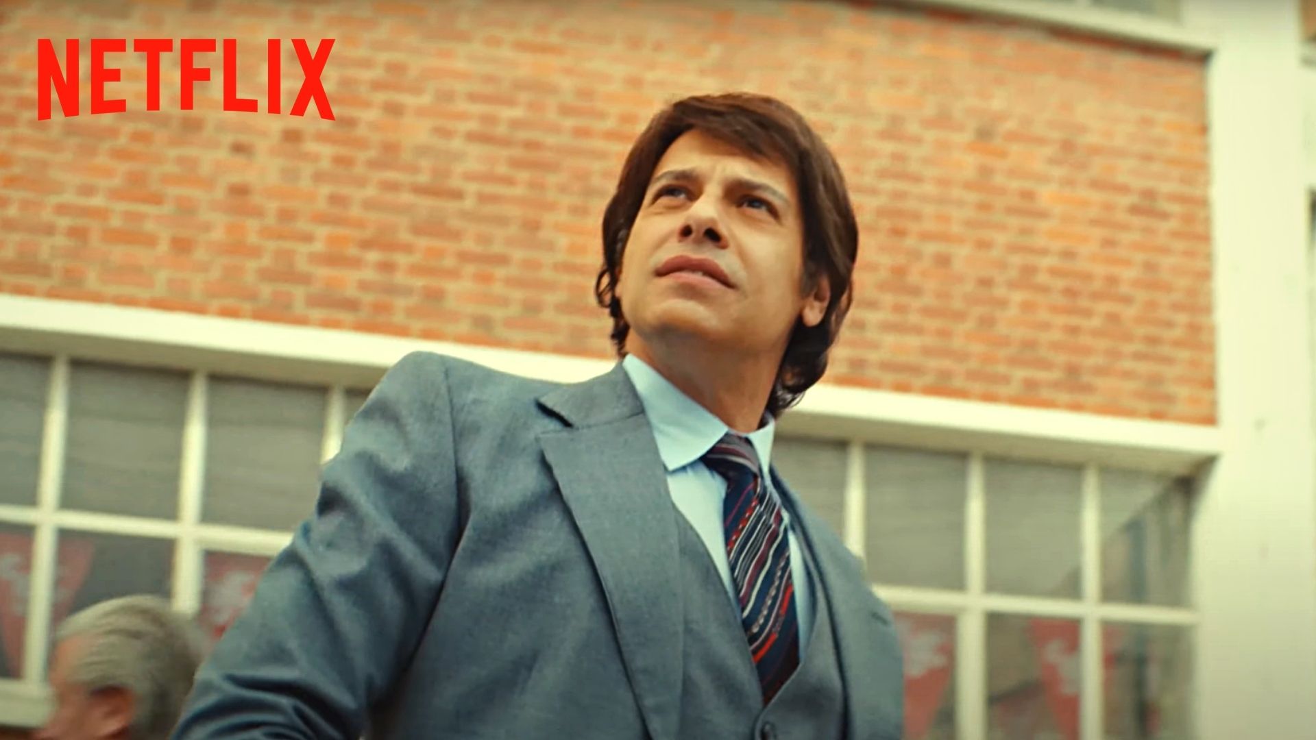 Tapie : une nouvelle bande-annonce pour la série Netflix avec Laurent Lafitte