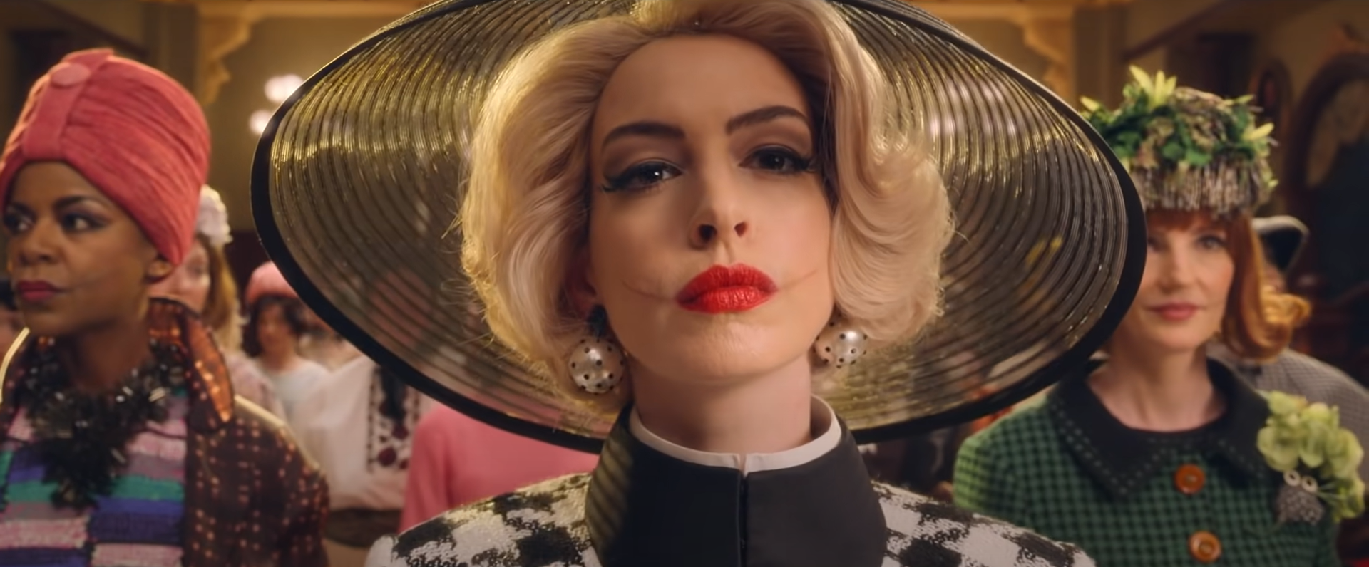 Sacrées sorcières : pourquoi Anne Hathaway s'est excusée pour sa participation au film