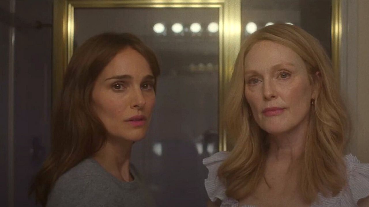 Ambiance sordide entre Natalie Portman et Julianne Moore dans le trailer de May December