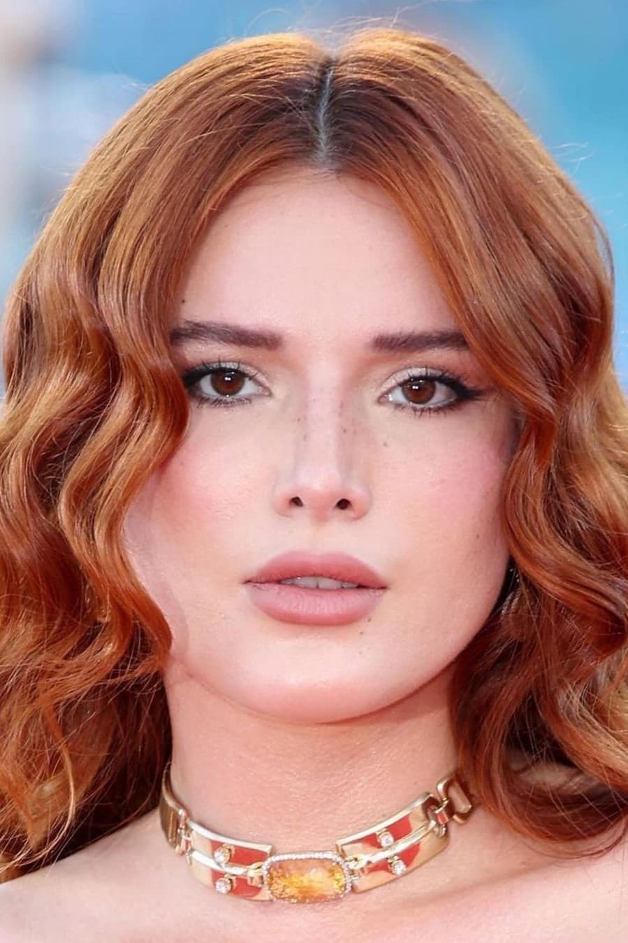 Bella Thorne, Acteur.trice - CinéSérie