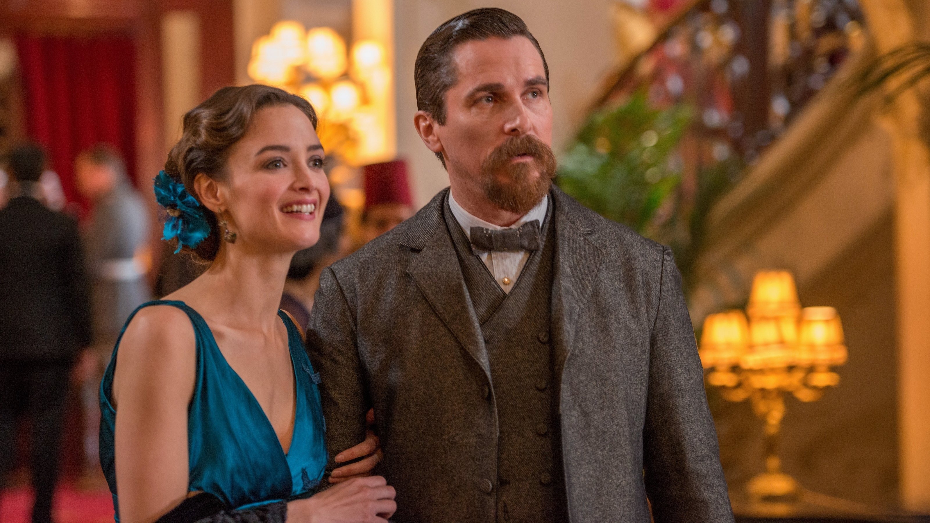 Ce soir à la TV : un drame romantique avec Oscar Isaac, Charlotte Le Bon et Christian Bale