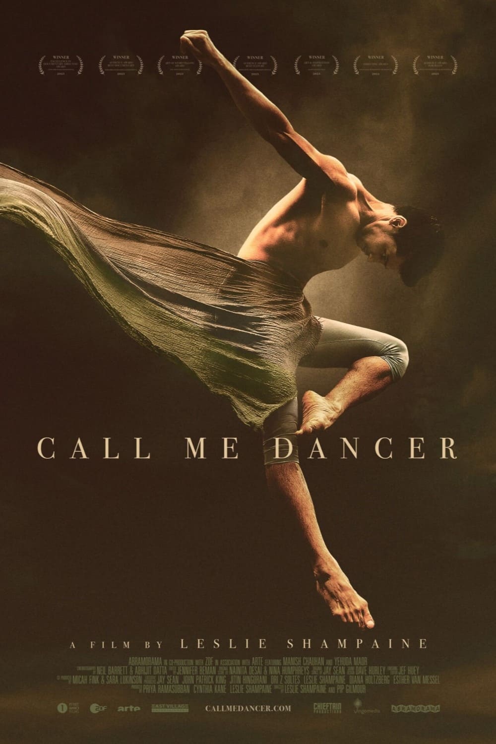 Call Me Dancer - De Mumbai à New York