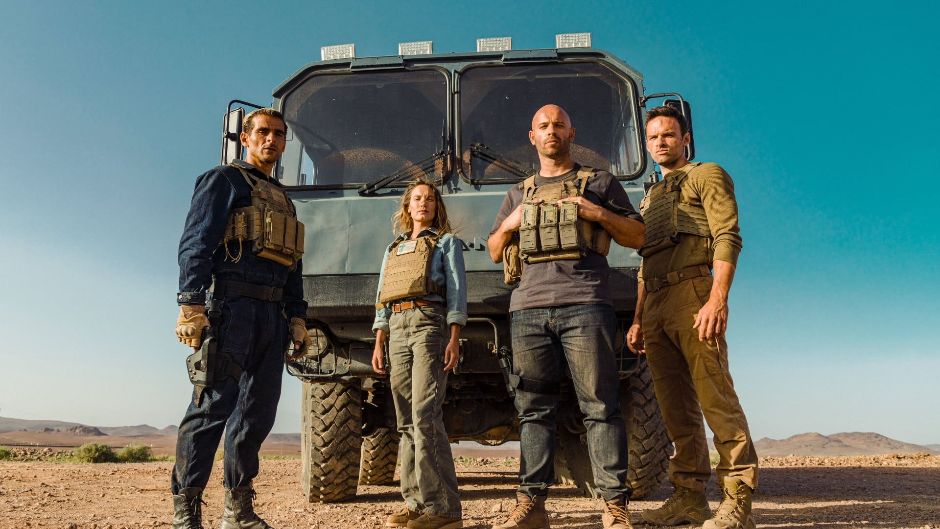 Le Salaire de la peur : le remake de Netflix se dévoile dans une bande-annonce explosive