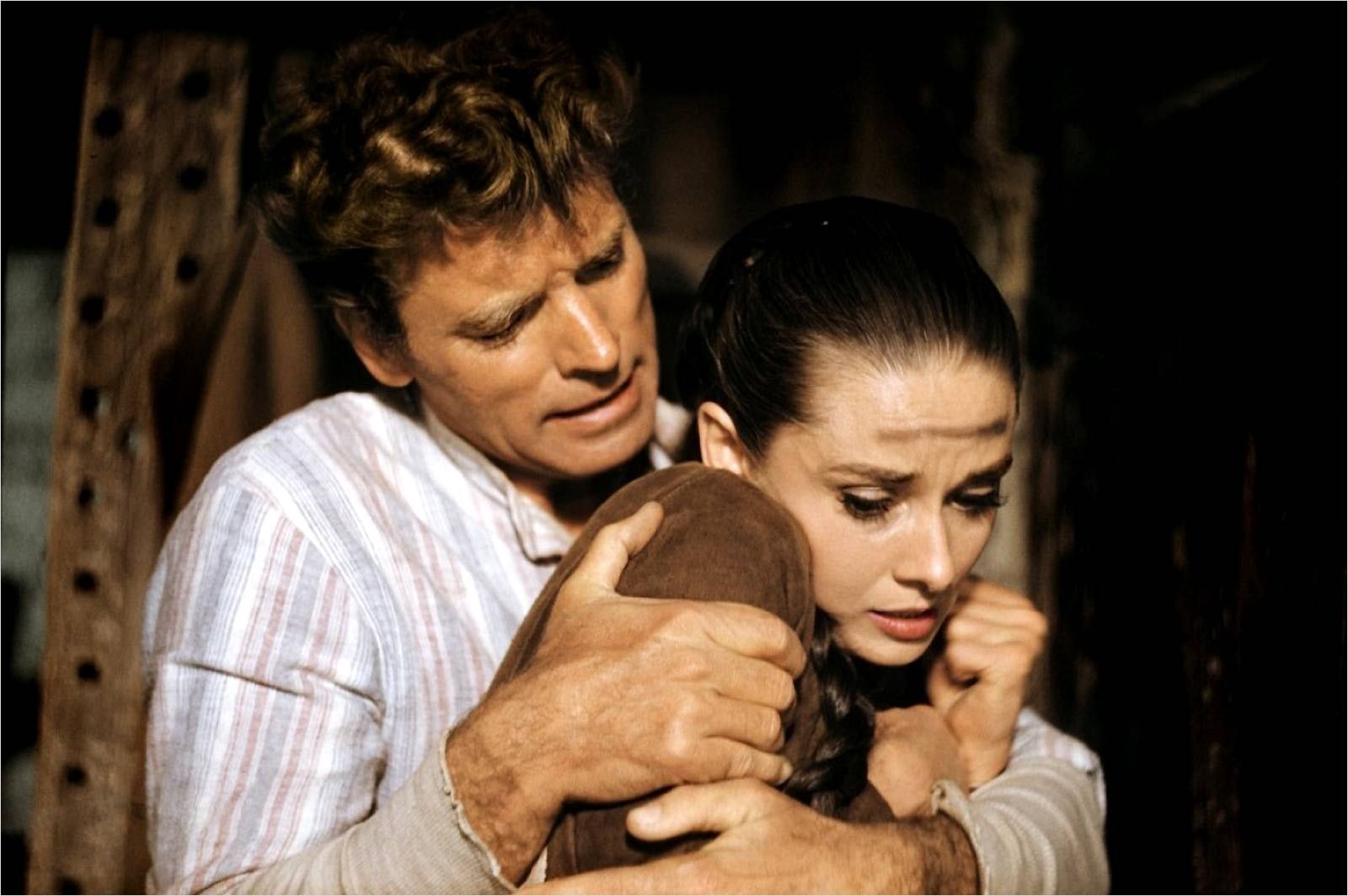 Le Vent de la plaine : la terrible blessure d'Audrey Hepburn pendant le tournage du western