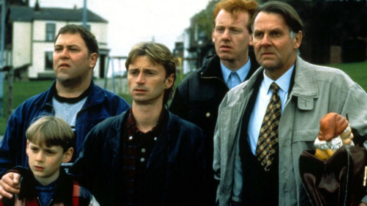 Mort de Tom Wilkinson : l'hommage émouvant de Robert Carlyle (The Full Monty)