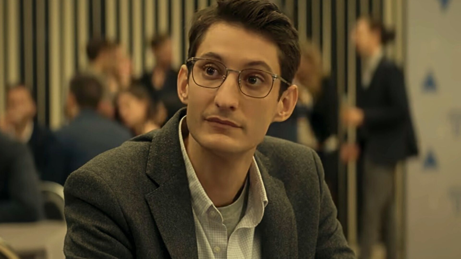 Dispo sur Netflix : ce film avec Pierre Niney est un des meilleurs thrillers de ces dernières années