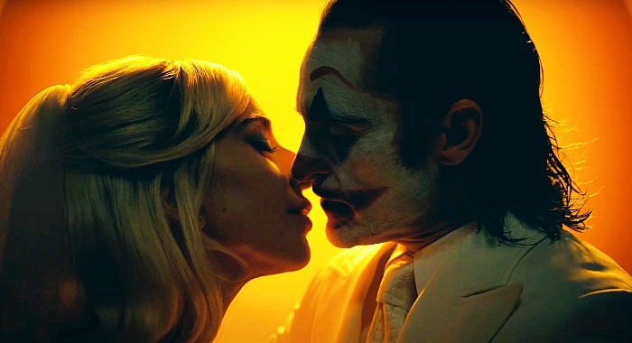 Joker 2 : Joaquin Phoenix et Lady Gaga font le show dans une superbe bande-annonce