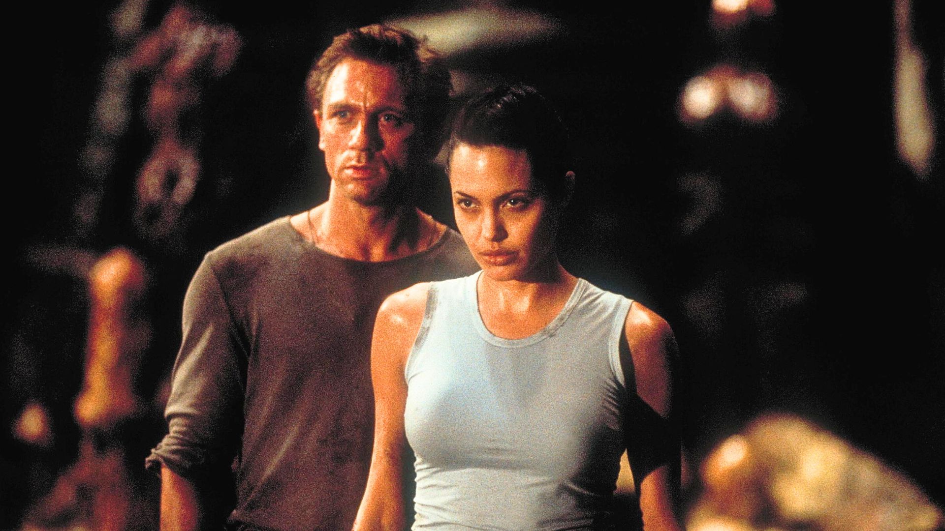 Lara Croft Tomb Raider : en plus de Daniel Craig, ce détail fait un lien avec James Bond